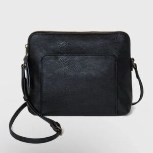 Black Pebbled Crossbody Purse